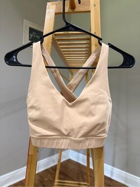 Lululemon Envital Bra, Size 4